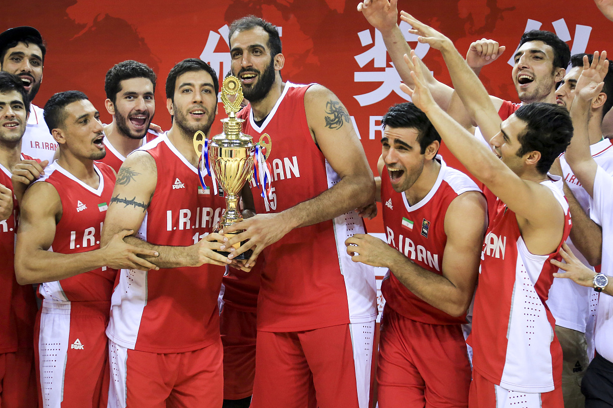 NBA季后赛赛程吃紧；休斯敦火箭冲刺阶段远射贴柱；信心回归；更衣室氛围转暖的简单介绍